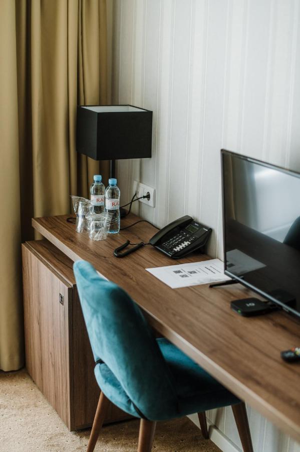 Hotel Nais Ниш Екстер'єр фото