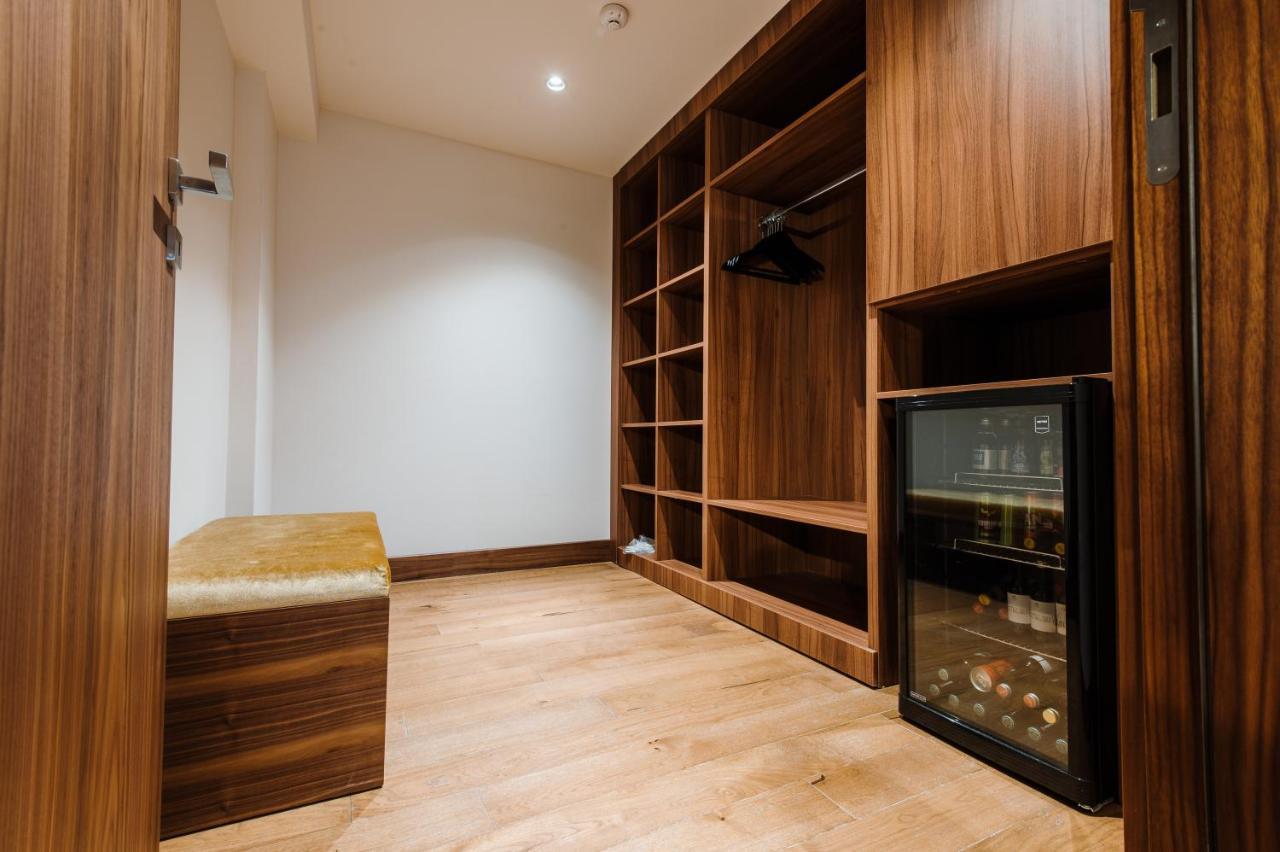 Hotel Nais Ниш Екстер'єр фото