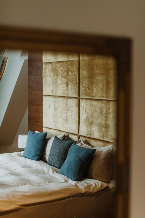 Hotel Nais Ниш Екстер'єр фото