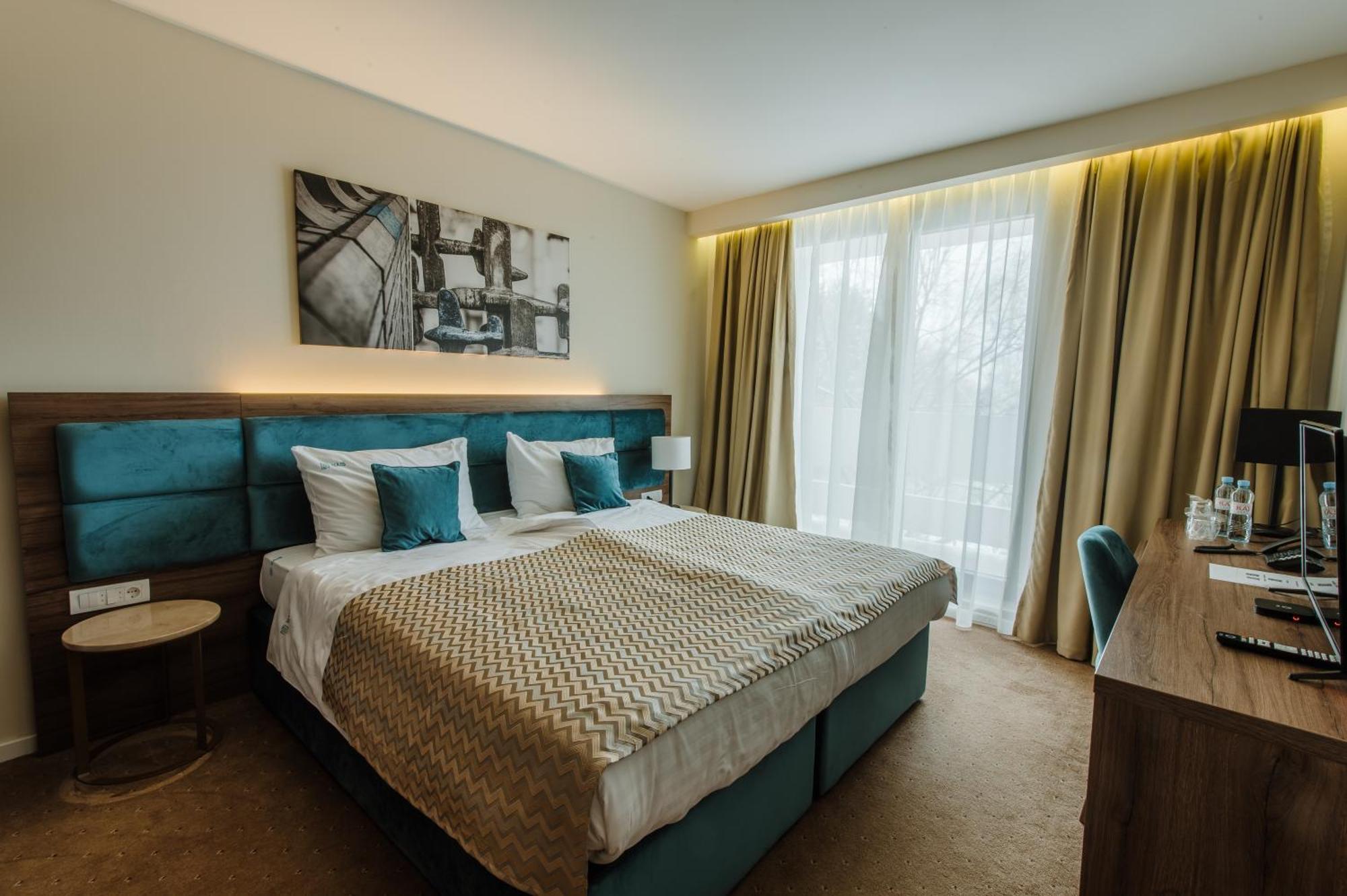 Hotel Nais Ниш Екстер'єр фото