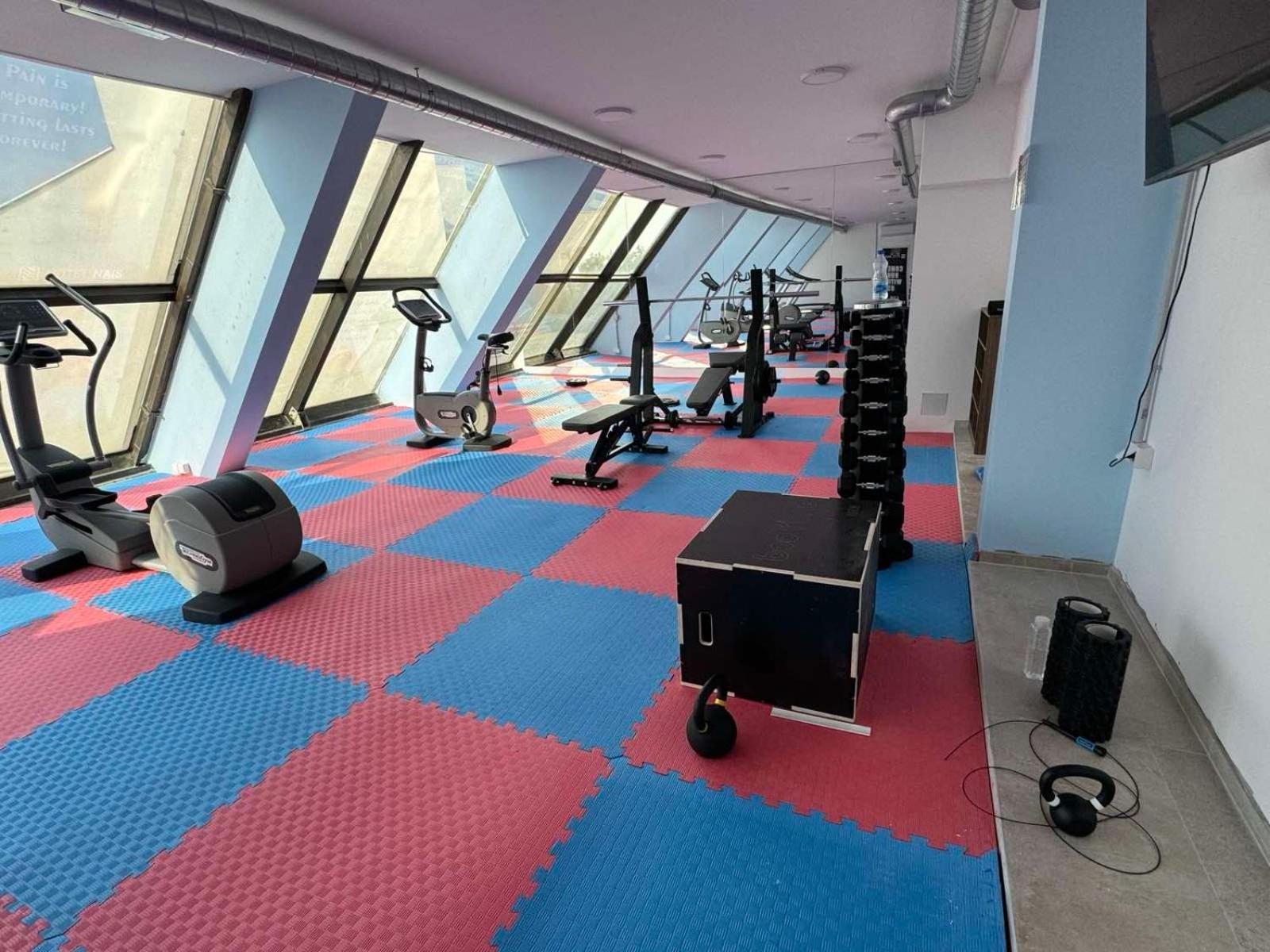Hotel Nais Ниш Екстер'єр фото