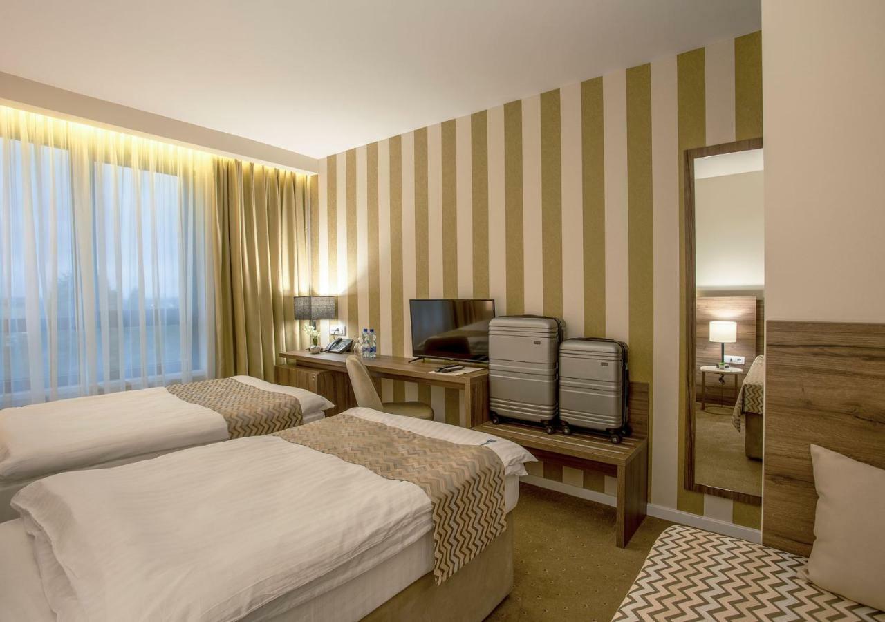 Hotel Nais Ниш Екстер'єр фото