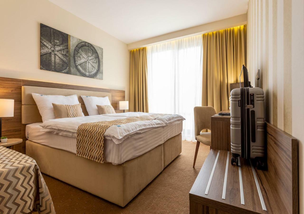Hotel Nais Ниш Екстер'єр фото