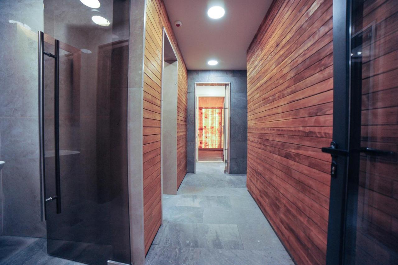 Hotel Nais Ниш Екстер'єр фото